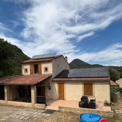 7kwc-panneaux-solaires-photovoltaiques-alpes-chauffage-confort-a2c-enr-chauffage-photovoltaique-digne-les-bains-gap-roquefort-les-pins-04-05-06