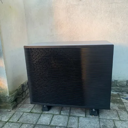 pac-unite-exterieure-daikin-alpes-chauffage-confort-a2c-enr-chauffage-photovoltaique-digne-les-bains-gap-roquefort-les-pins-04-05-06